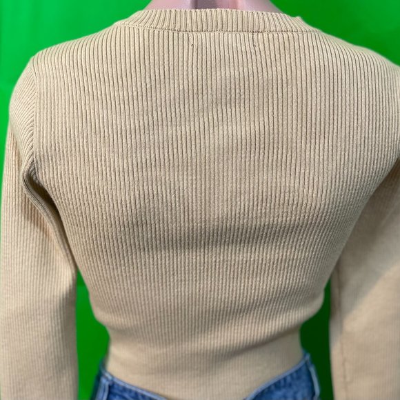 Forever 21 Crop Top Sweater - Picture 3 of 5